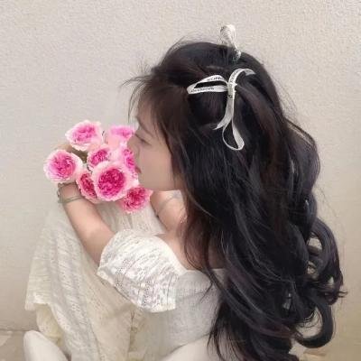 不认识的女友